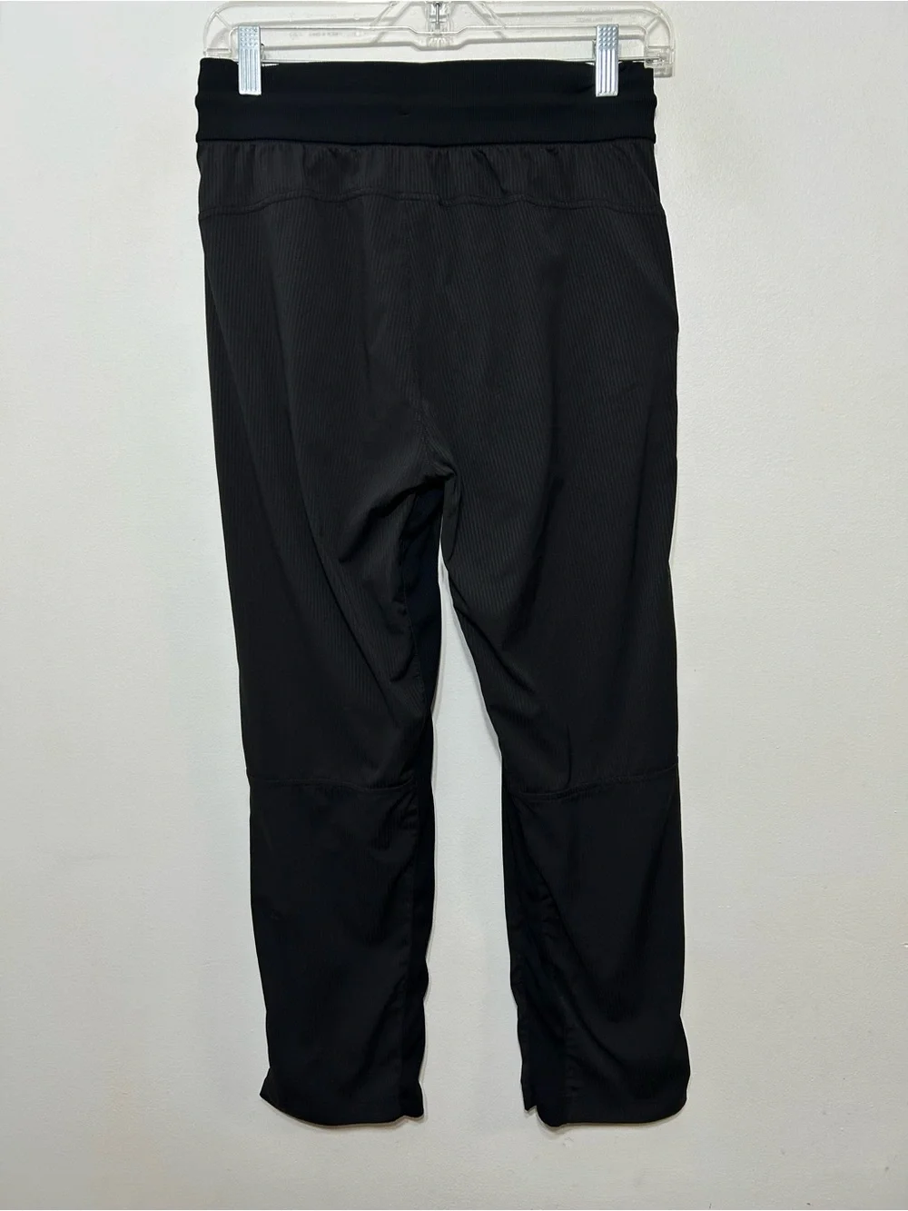 Lululemon High Rise Beyond The Studio Crop Pants Womens Size 6